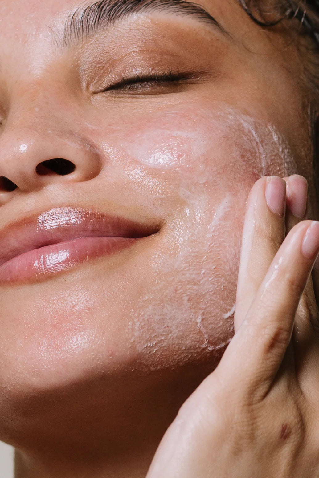 Pore Clarifying Brown Wash