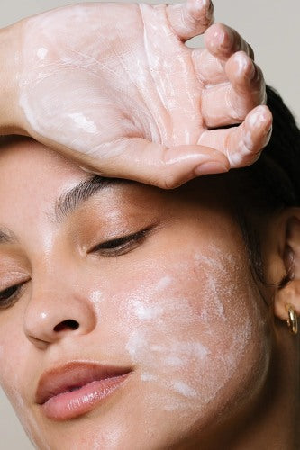 Blue Hydrating Cleanser