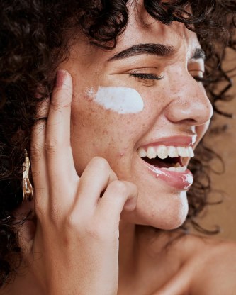 Feather-Light Miracle Moisturizer