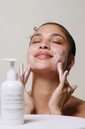 Gentle Facial Cleanser
